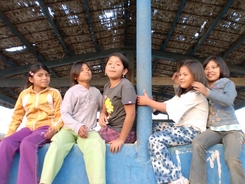 Almudi.org - Mar&iacute;a de los &Aacute;ngeles, en el centro de la foto