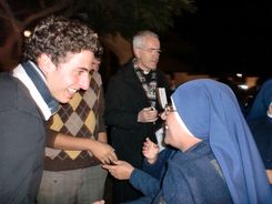 Almudi.org - Jos&eacute; Mar&iacute;a Escandell con las Misioneras de Jes&uacute;s, Verbo y V&iacute;ma