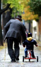 Almudi.org - "La vejez no es la decadencia de la vida sino su cumplimiento" 