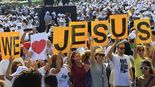 Almudi.org - "El Papa explica su viaje al Líbano"