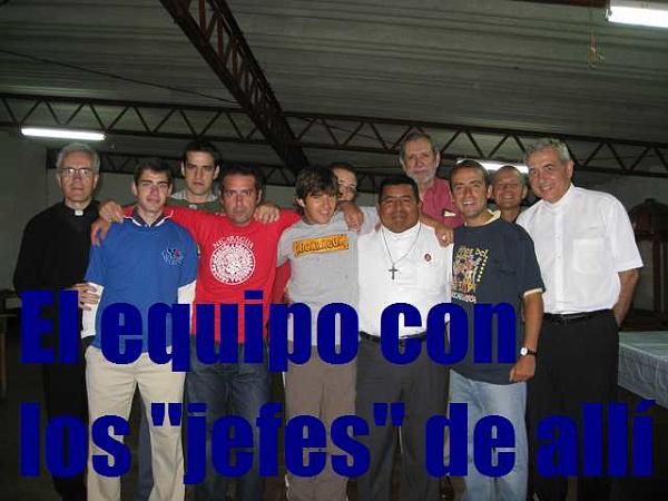 N07G001_El_equipo_con_los_dirigentes_de_El_Crucero_result