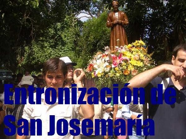 N07G091_20070722_Intronizacion_San_Josemaria_La_Procesion_result