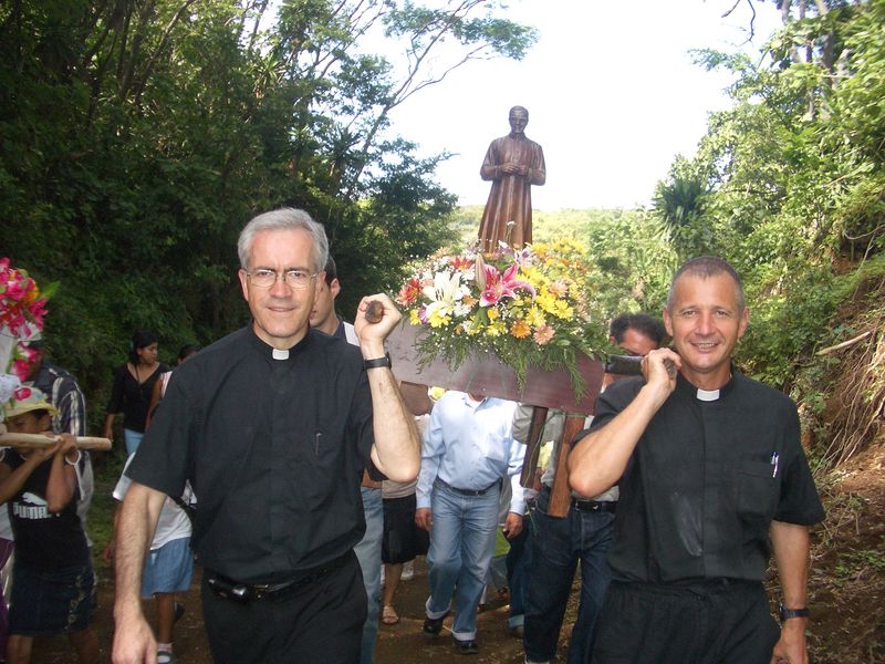 20070722_050_Intronizacion_San_Josemaria_La_Procesion_149_result